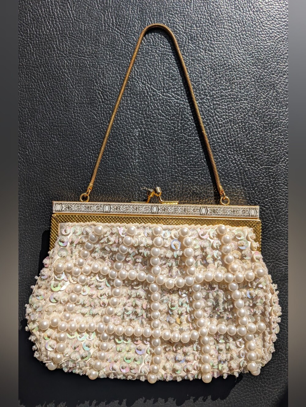 Vintage 1960s Winkleman's White Beaded Sequins Evening Bag Gold Chain Hong Kong